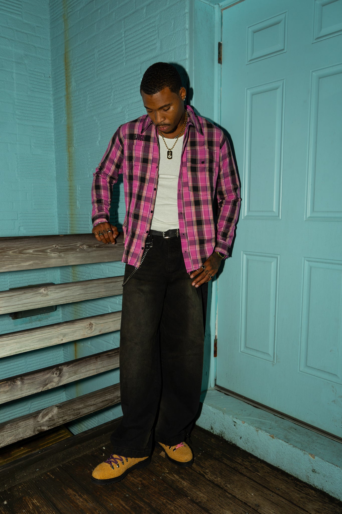 PINK NOIR DISTRESSED FLANNEL